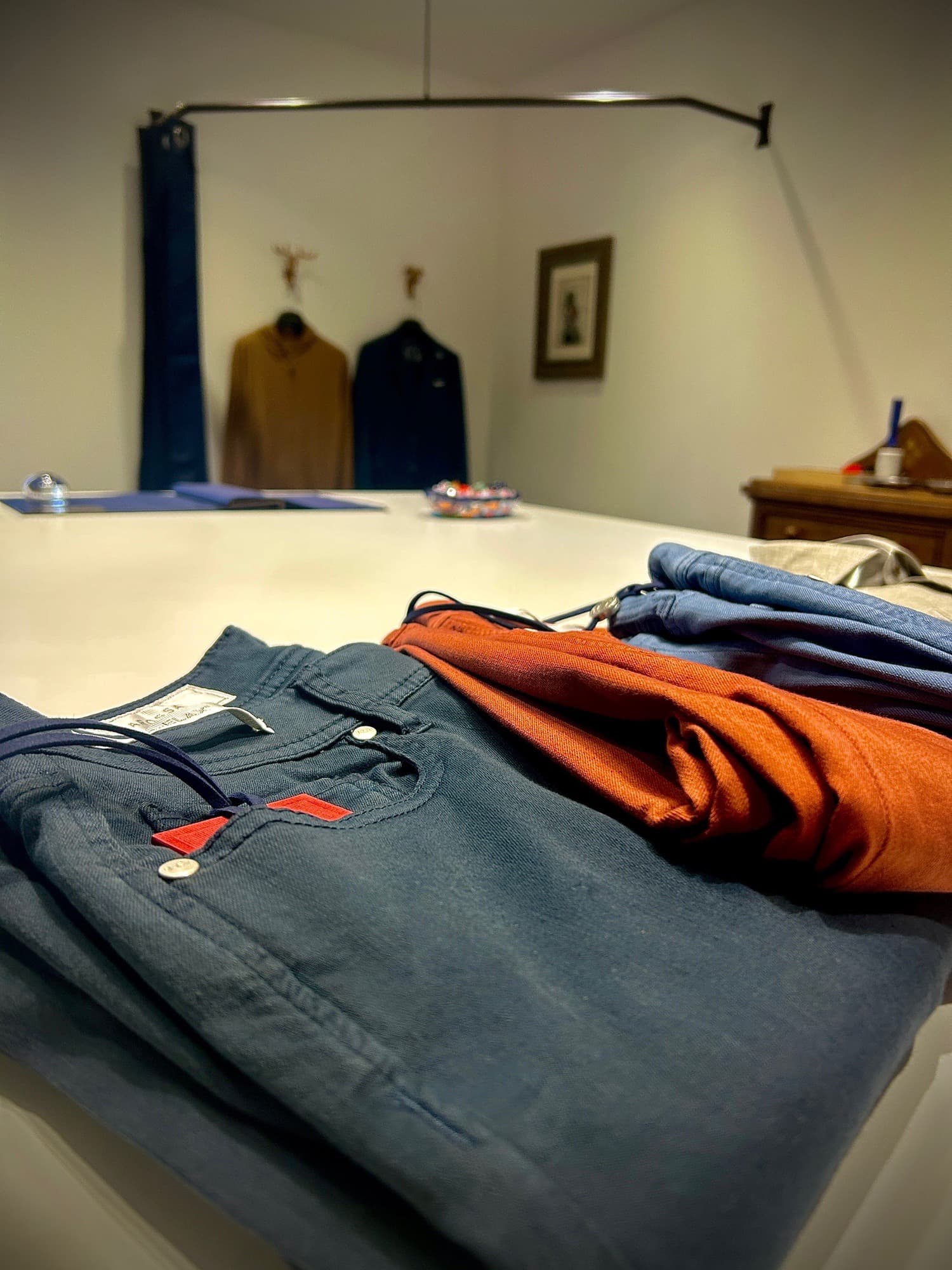 Bespoke CB Miami showroom photo 7