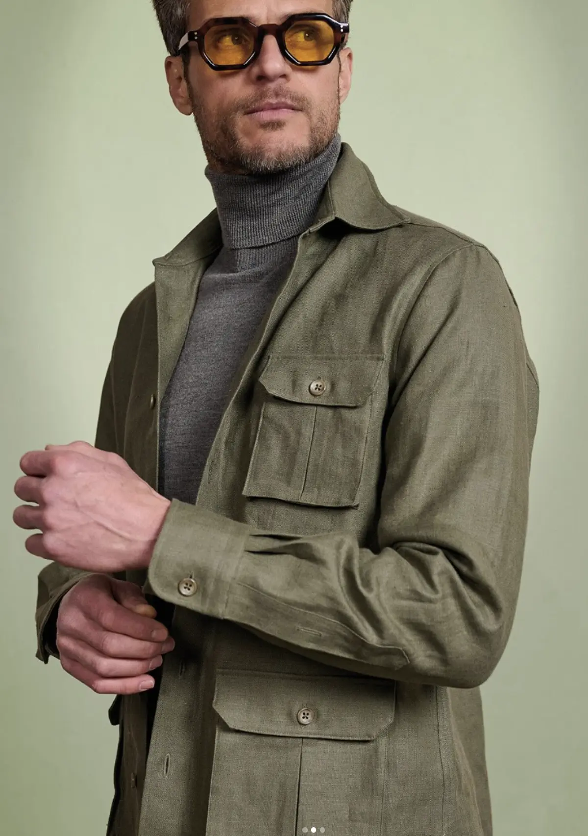 Olive green linen safari-style shirt jacket overshirt