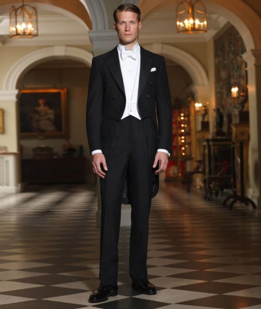 what is white tie dress code
