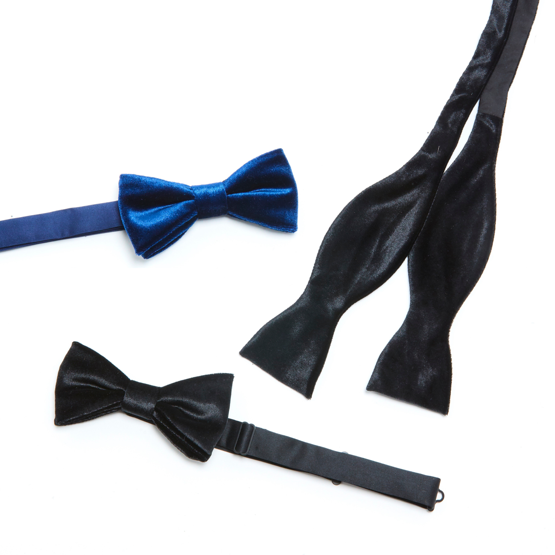 mrs bowtie velvet